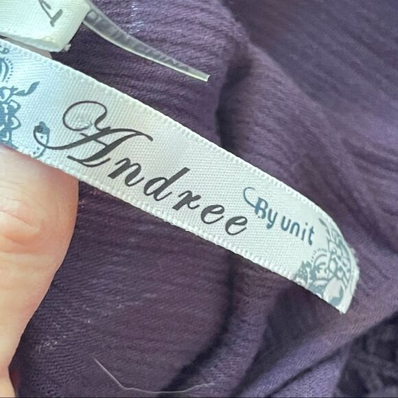 Andree by Unit Navy Cold Shoulder Battenburg Lace Top - Picture 3 of 8